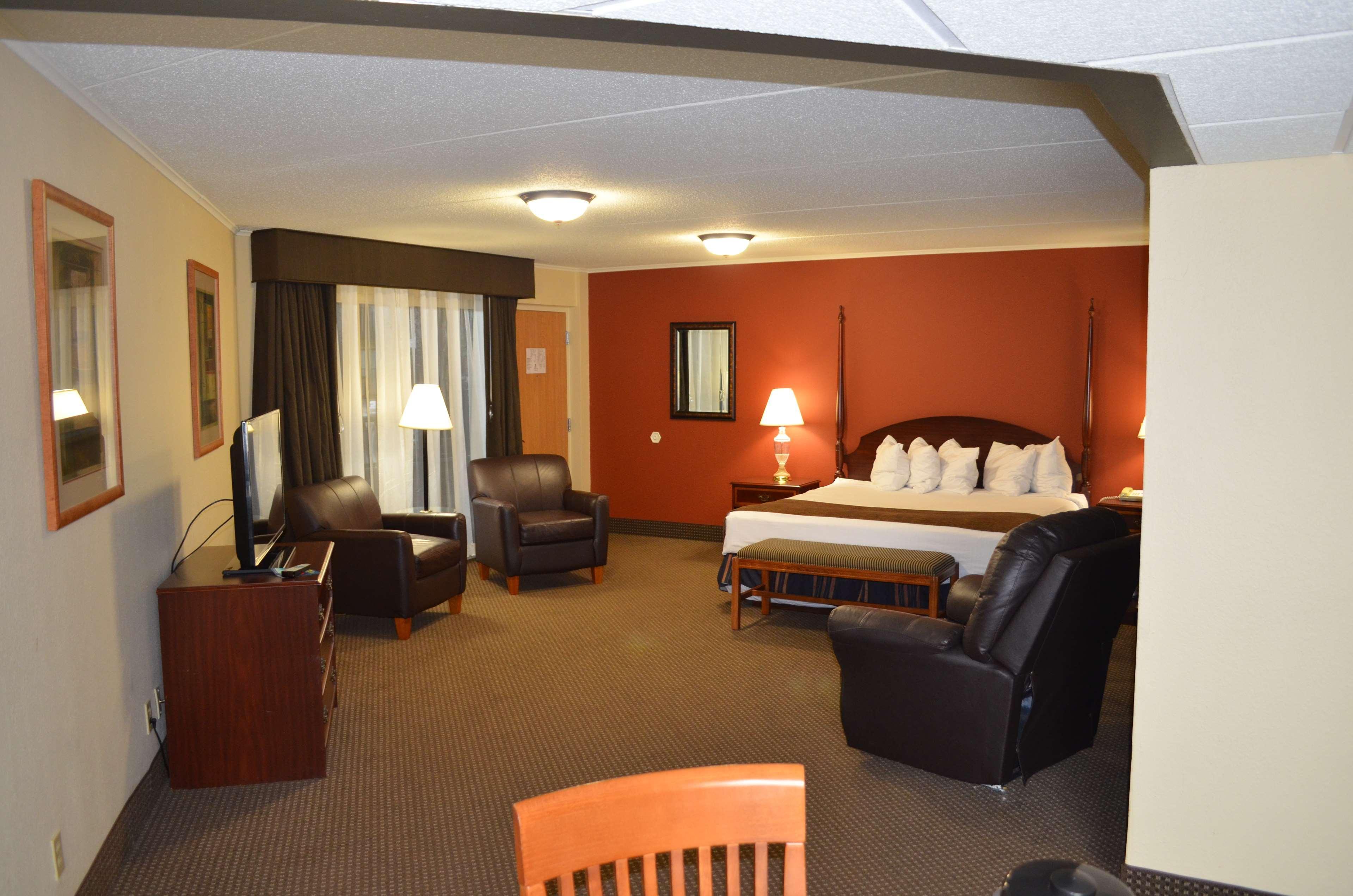 Crossroads Hotel & Event Center Fort Dodge Exterior foto